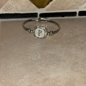 Magnetic Close Bangle Monogram P Sparkly Stone With Marbleized Backing